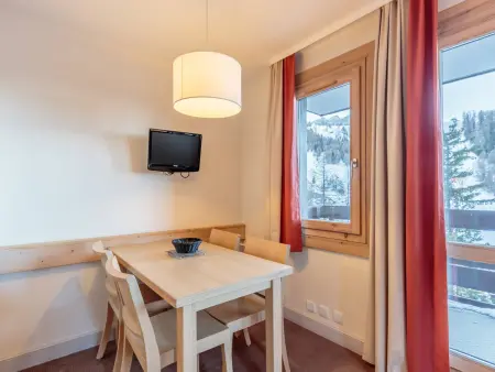 Appartement confortable avec balcon ensoleillé et parking couvert - Photo 8