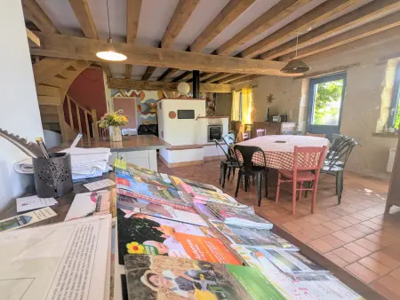 Deux maisons berrichonnes avec jardin privatif et cour partagée, idéale pour les groupes - Photo 6