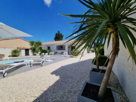 Parasar, Superbe villa avec piscine privé et coin relax - Photo 26
