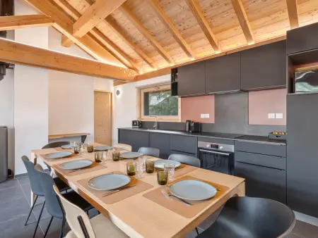 Appartement spacieux à Monêtier-les-Bains avec parking et terrasse - Photo 2