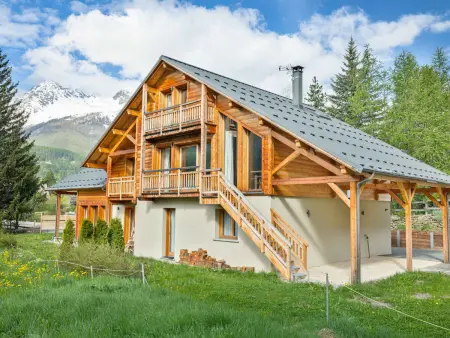 Chalet lumineux proche du centre village avec espace détente - Photo 11