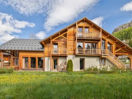 Chalet lumineux proche du centre village avec espace détente - Photo 13