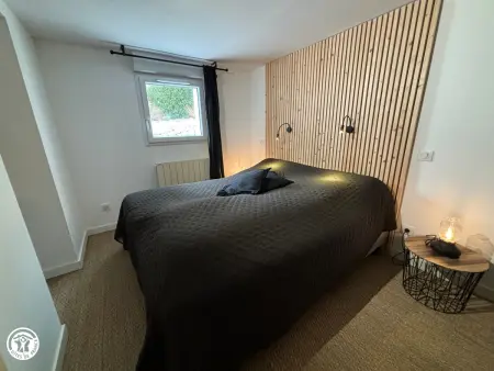 Maison rénovée près de la plage avec jardin clos et parking - Photo 2