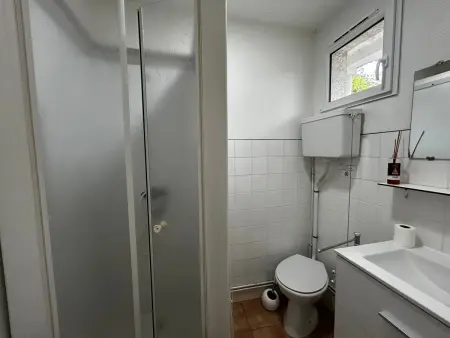 Studio idéal entre centre-ville et Thermes avec jardin et WIFI - Photo 12