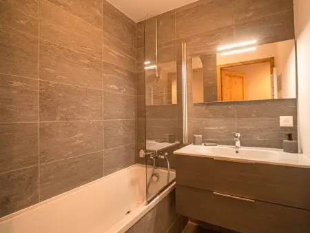 Appartement cosy 7 pers, 2 chambres, pied de pistes avec parking et WiFi - Photo 7