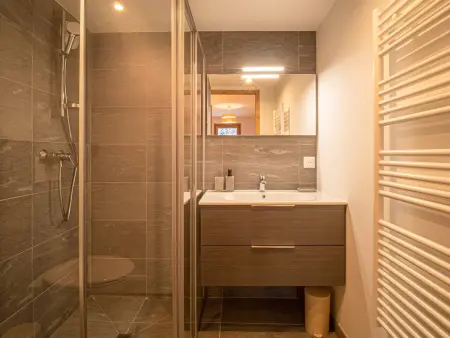 Appartement cosy 7 pers, 2 chambres, pied de pistes avec parking et WiFi - Photo 13