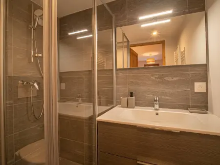 Appartement cosy 7 pers, 2 chambres, pied de pistes avec parking et WiFi - Photo 14