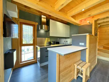 Duplex en bois aux Ménuires, 3 chambres, parking, 6 pers - Photo 2
