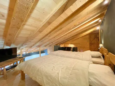 Duplex en bois aux Ménuires, 3 chambres, parking, 6 pers - Photo 8