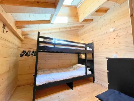Duplex en bois aux Ménuires, 3 chambres, parking, 6 pers - Photo 9