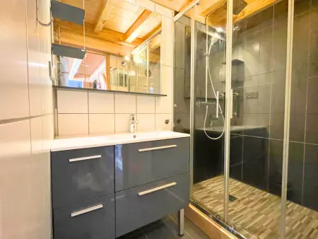 Duplex en bois aux Ménuires, 3 chambres, parking, 6 pers - Photo 10