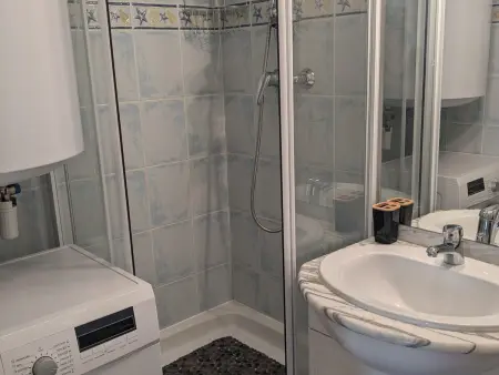 Appartement cosy 5 pers au pied des pistes, balcon et casier à skis - Photo 6