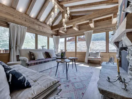 Chalet skis aux pieds avec piscine et sauna à Val-d'Isère - Photo 1