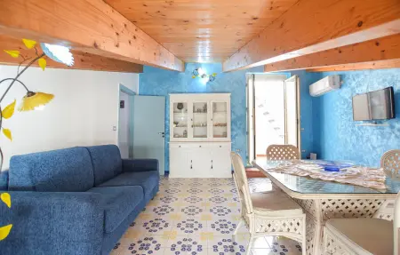 Appartement 5 personnes à Santa Maria di Castell - Photo 2