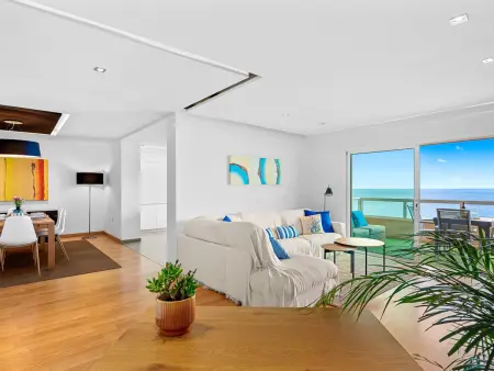 Bel appartement côtier avec terrasse, Wi-Fi et parking privé - Photo 12