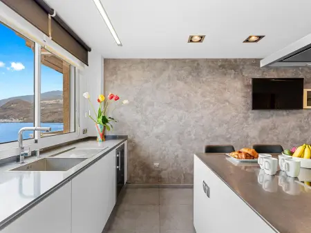 Bel appartement côtier avec terrasse, Wi-Fi et parking privé - Photo 19