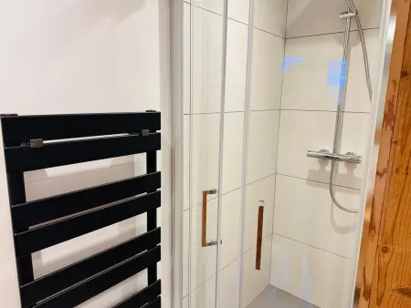 Appartement neuf avec terrasse sud, parking privatif, 3 pièces, 6 pers - Photo 4