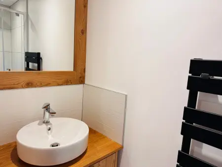 Appartement neuf avec terrasse sud, parking privatif, 3 pièces, 6 pers - Photo 5