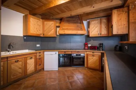 Chalet Lièvre Blanc, Chalet au Village avec Bars et Boutiques - Photo 3