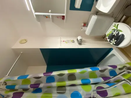 T2 près des Thermes du Connétable avec balcon et Wi-Fi - Photo 6