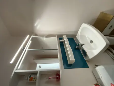 T2 près des Thermes du Connétable avec balcon et Wi-Fi - Photo 7