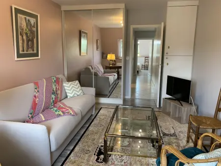 Appartement tout confort avec WIFI, lave-linge et lave-vaisselle - Photo 4