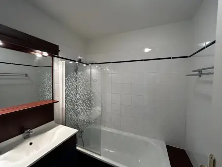 Appartement T2 près des Thermes avec piscine et WIFI - Photo 8
