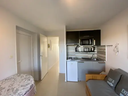 Appartement lumineux à 100m des Thermes avec balcon et Wi-Fi - Photo 4