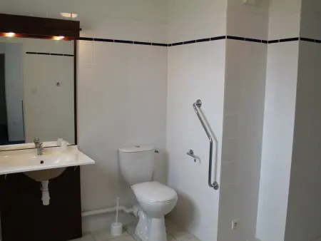 Bel appartement à 170m des thermes - 5 pers., Appartement 4 personnes à La Roche Posay - Photo 2