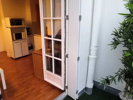 Appartement meublé avec balcon - Animaux admis, WiFi - Photo 3