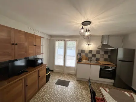 Appartement centre-ville La Roche-Posay, jardin, terrasse, WIFI, lave-vaisselle - Photo 6