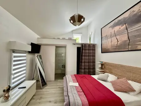 Maison rénovée avec cuisine équipée à La Roche-Posay - Photo 2