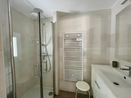 Maison rénovée avec cuisine équipée à La Roche-Posay - Photo 5