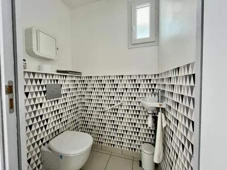 Maison rénovée avec cuisine équipée à La Roche-Posay - Photo 9