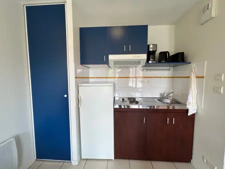 Appartement T2 avec balcon et piscine commune, près des Thermes - Photo 3