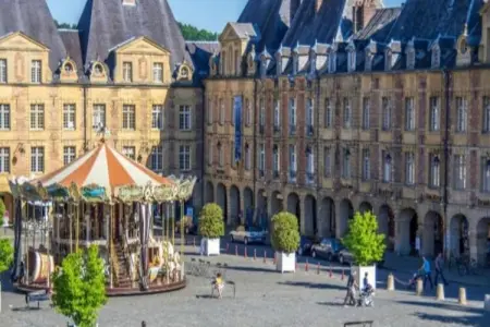 Le Phenix, Séjour élégant dans le centre de Sedan - Photo 33