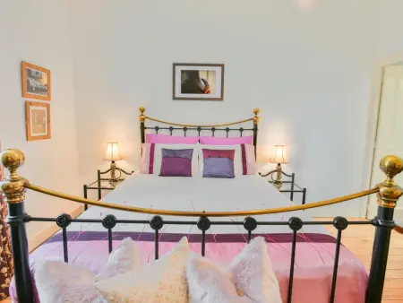 Gite Le Presbytère, Grande maison avec piscine près de la rivière - Photo 35
