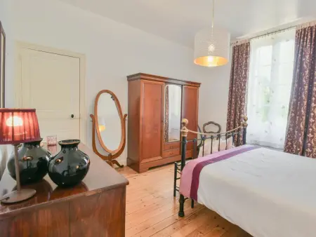 Gite Le Presbytère, Grande maison avec piscine près de la rivière - Photo 45