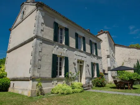 Gite Le Presbytère, Grande maison avec piscine près de la rivière - Photo 57