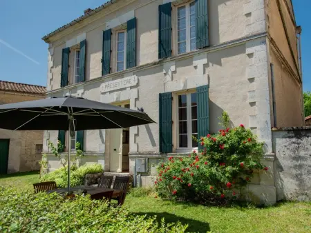 Gite Le Presbytère, Grande maison avec piscine près de la rivière - Photo 61