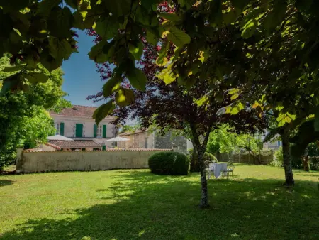 Gite Le Presbytère, Grande maison avec piscine près de la rivière - Photo 63