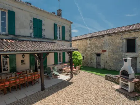 Gite Le Presbytère, Grande maison avec piscine près de la rivière - Photo 77