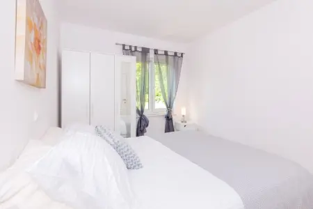 Color Apartments - Comfort One Bedroom Apartment with Terrace and Partial Sea View (Yellow), Appartement avec 1 chambre et terrasse - Photo 9