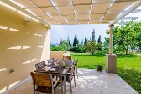 Color Apartments - Comfort One Bedroom Apartment with Terrace and Partial Sea View (Yellow), Appartement avec 1 chambre et terrasse - Photo 27