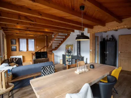 Chalet spacieux 12 pers, 4 ch, 4 sdb, cuisine équipée, parking, cheminée - Photo 3