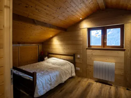 Chalet spacieux 12 pers, 4 ch, 4 sdb, cuisine équipée, parking, cheminée - Photo 14