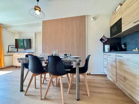 Appartement cosy au pied des pistes avec piscine - Photo 8