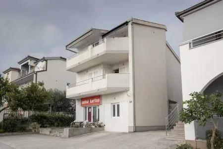 Apartment Villa Andelka- Three Bedroom Apartment with Swimming Pool, Apartment Villa Andelka with Swimming Pool - Photo 29