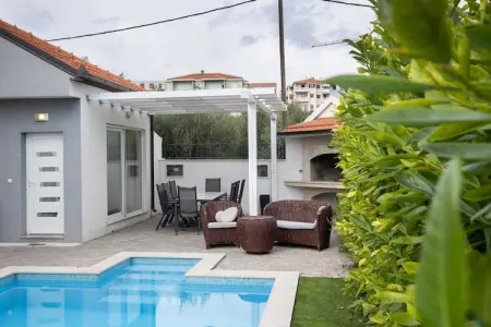 Apartment Villa Andelka- Three Bedroom Apartment with Swimming Pool, Apartment Villa Andelka with Swimming Pool - Photo 34
