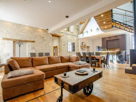 Maison de Charme avec Terrasse, Barbecue, Animaux Acceptés et Parking Privé - Photo 1